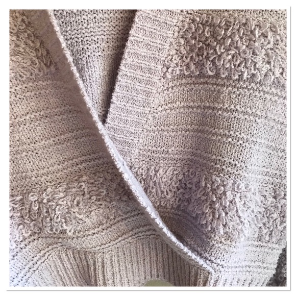 ASTR The Label Madeline Wrap Knit Sweater Lilac Purple Size Medium - Picture 4 of 7